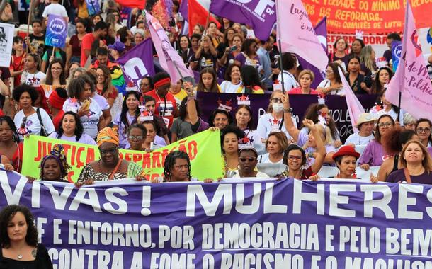 Manifestação contra feminicídio no Distrito Federal