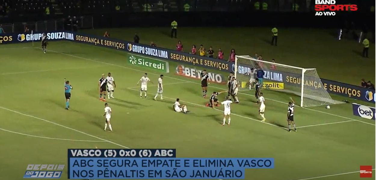 Jogo entre Vasco e ABC no Rio