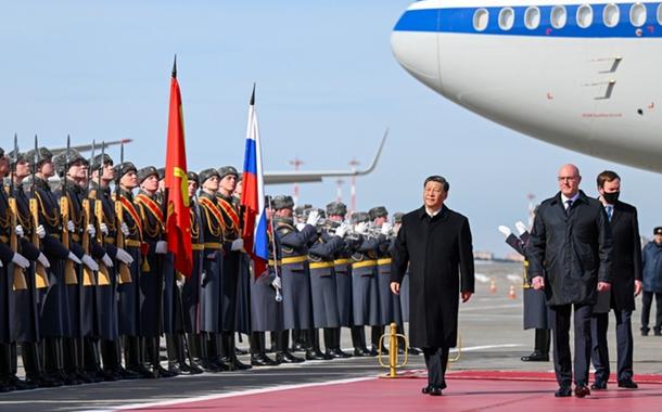 Xi Jinping chega a Moscou