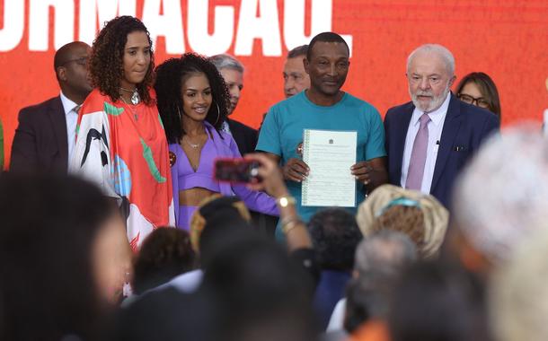 Assinatura de atos para a promoção da Igualdade Racial