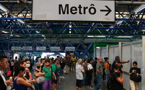 Metroviários de São Paulo entram no segundo dia de greve