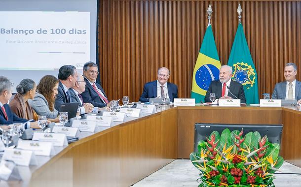 Presidente Lula se reúne com ministros e integrantes do setor produtivo - 03.04.2023