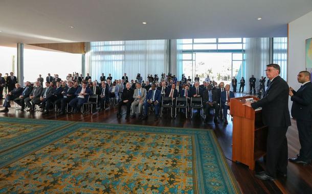 Jair Bolsonaro em reunião com embaixadores, em 18 de julho de 2022