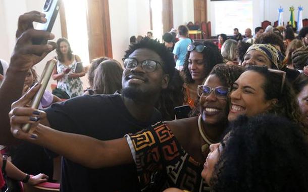 Salão Pedro Calmon ficou lotado para acompanhar aula da ministra da Igualdade Racial, Anielle Franco