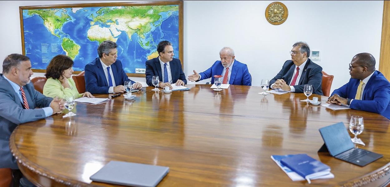 Presidente Lula se reúne com equipe de ministros após massacre em creche de Blumenau (SC) - 05.04.2023