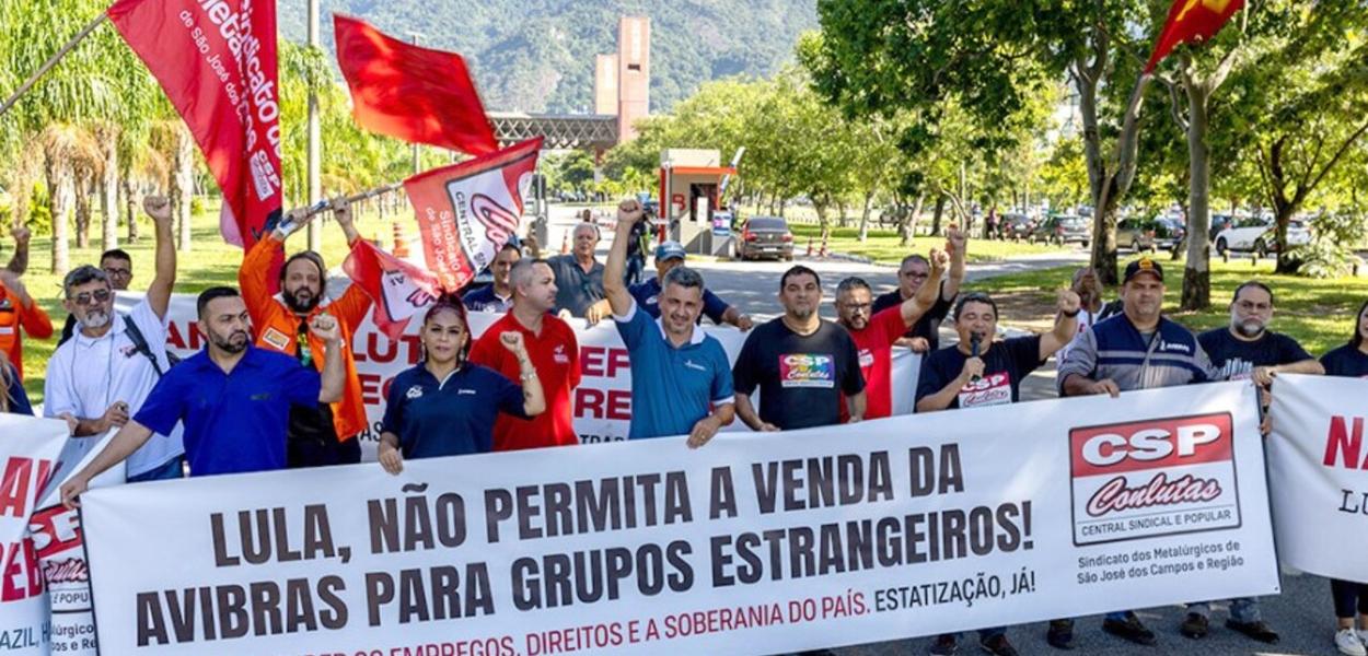 Protesto dos trabalhadores da Avibras, no Rio
