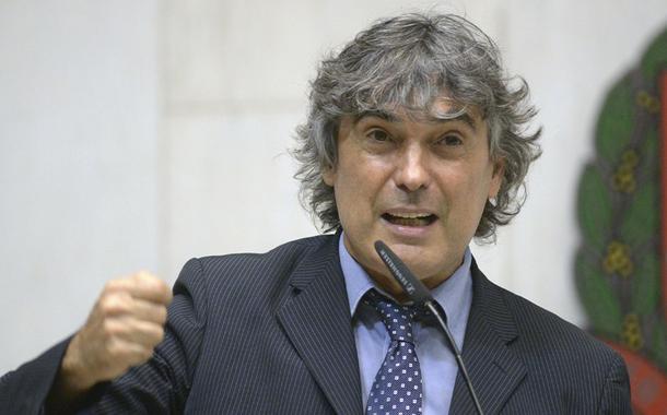 Deputado estadual Carlos Giannazi (PSOL-SP)