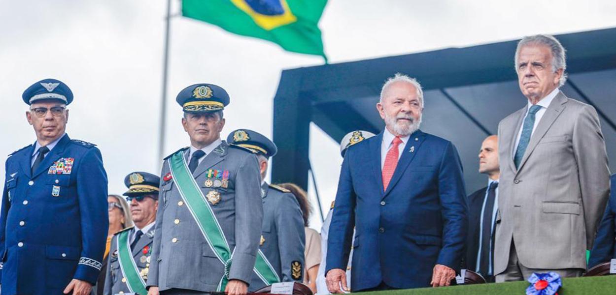 Cerimônia do Dia do Exército no QG da Força