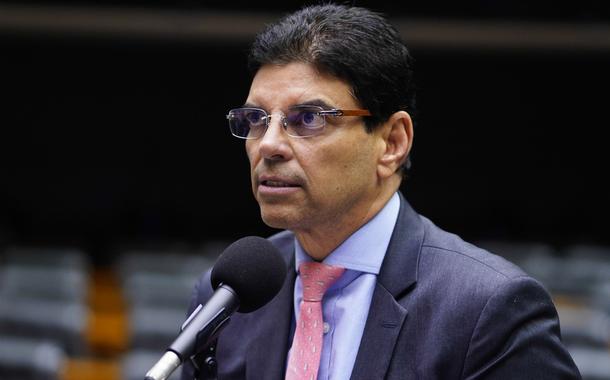 O deputado federal Cláudio Cajado (PP-BA), relator da proposta de arcabouço fiscal