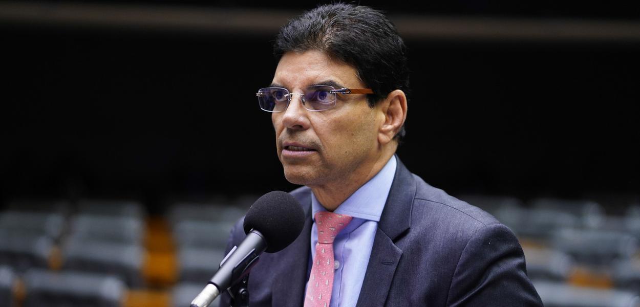 O deputado federal Cláudio Cajado (PP-BA), relator da proposta de arcabouço fiscal