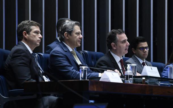 Roberto Campos Neto, Fernando Haddad, Rodrigo Pacheco, Gustavo A. Sabóia Vieira e Simone Tebet,