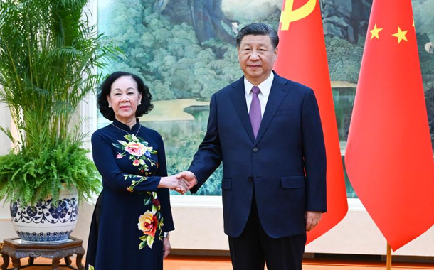 Truong Thi Mai e Xi Jinping
