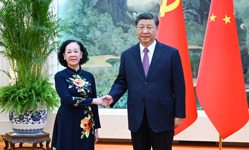 Truong Thi Mai e Xi Jinping (Foto: Xinhua/Xie Huanchi) Truong Thi Mai e Xi Jinping