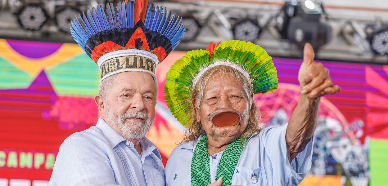 Presidente Lula e Cacique Raoni - 28.04.2023