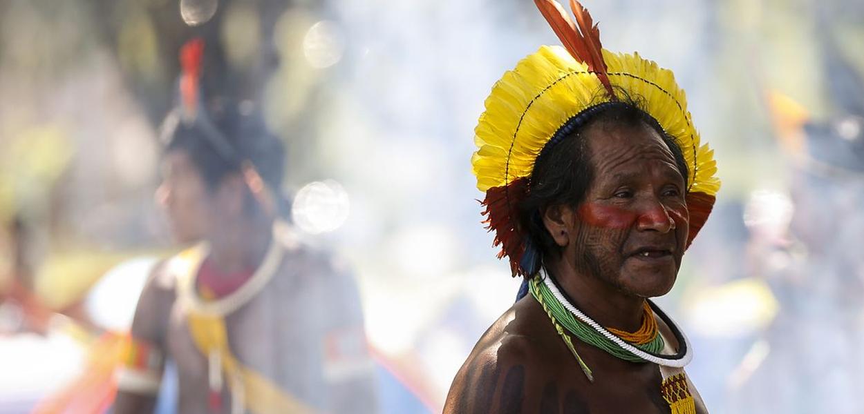 Indígenas em Brasília durante Acampamento Terra Livre