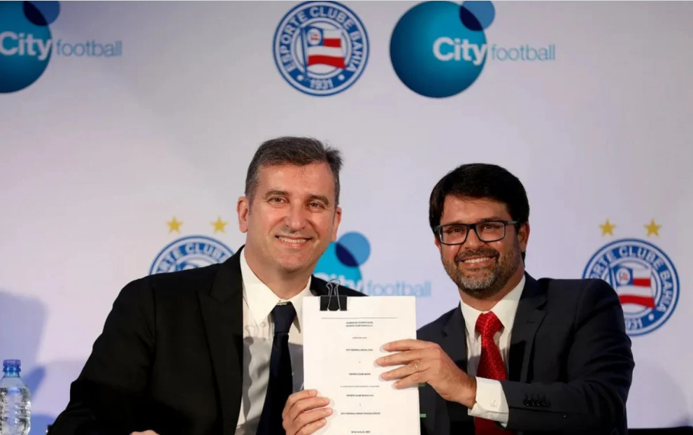 Ferran Soriano, CEO do Grupo City, e Guilherme Bellintani, presidente do Bahia