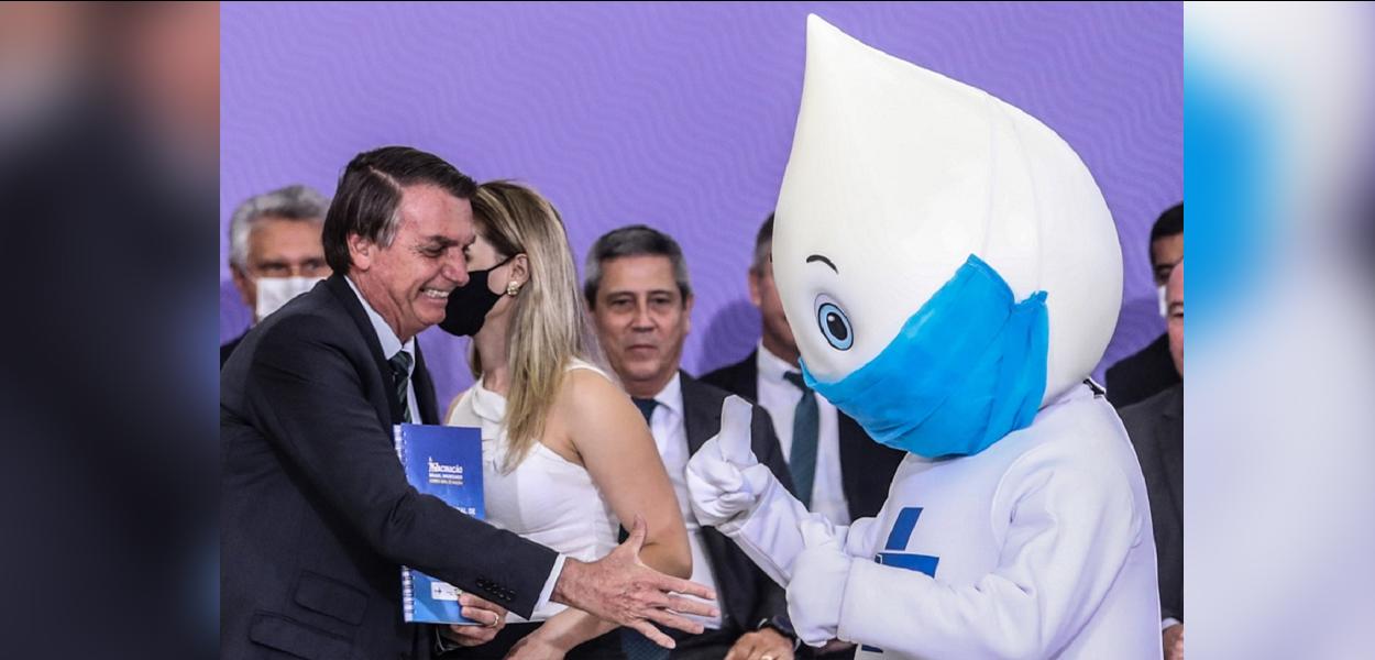 Jair Bolsonaro e Zé Gotinha