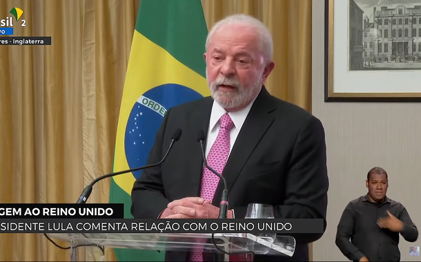 Lula em entrevista coletiva em Londres