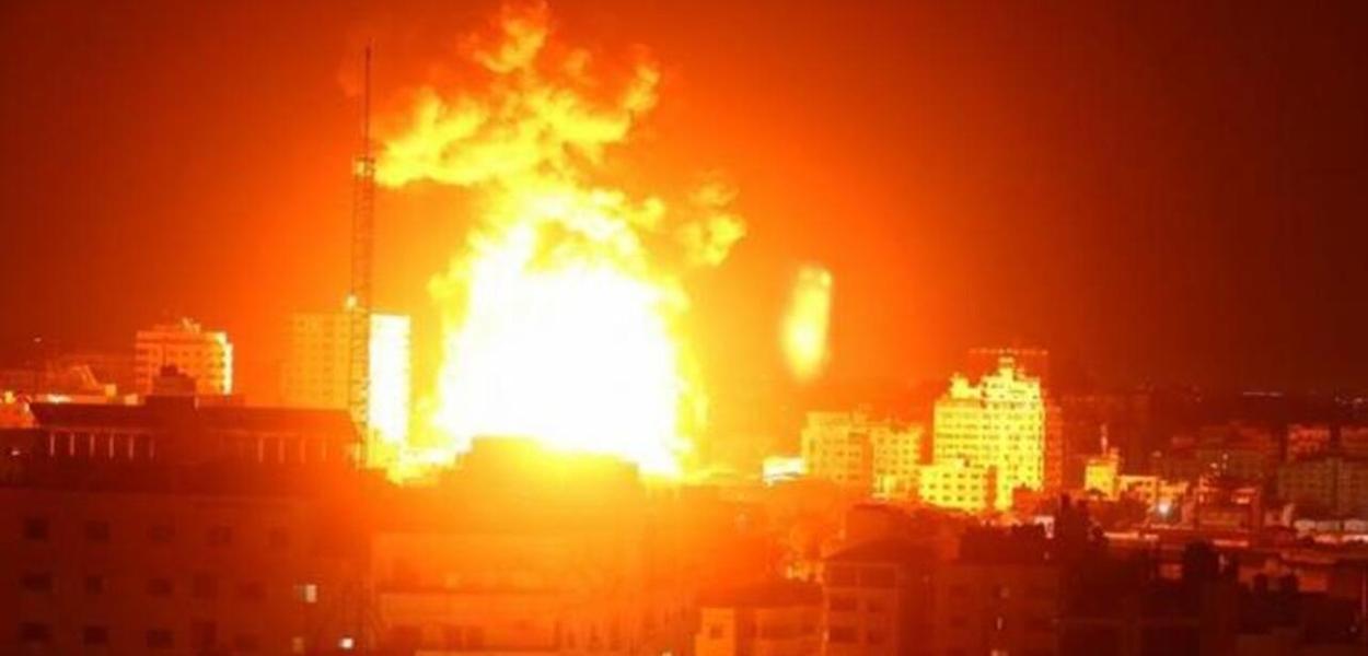 Israel bombardeia Faixa de Gaza (Foto: Prensa Latina) Israel bombardeia Faixa de Gaza