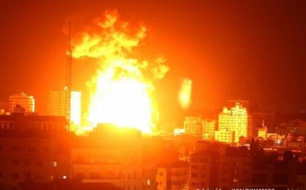 Israel bombardeia Faixa de Gaza