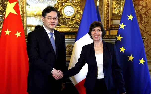 Qin Gang, chenceler da China, e Catherina Colonna, da França