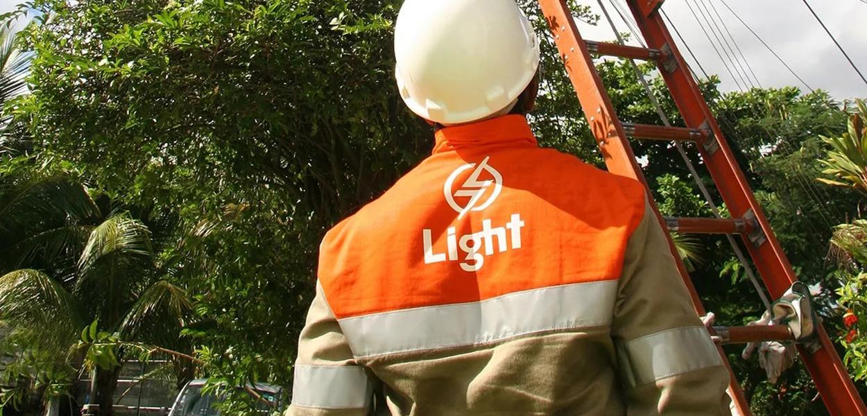 Funcionário da Light, empresa de energia