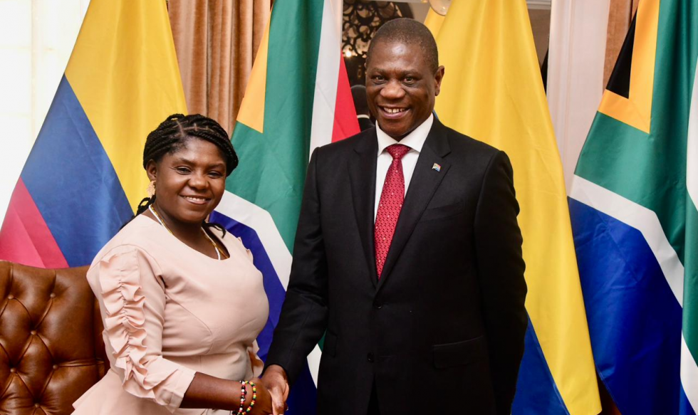 Vice-presidente da Colômbia, Francia Márquez, e seu homólogo sul-africano, Paul Mashatile (Foto: Twitter/Presidency | South Africa) Vice-presidente da Colômbia, Francia Márquez, e seu homólogo sul-africano, Paul Mashatile