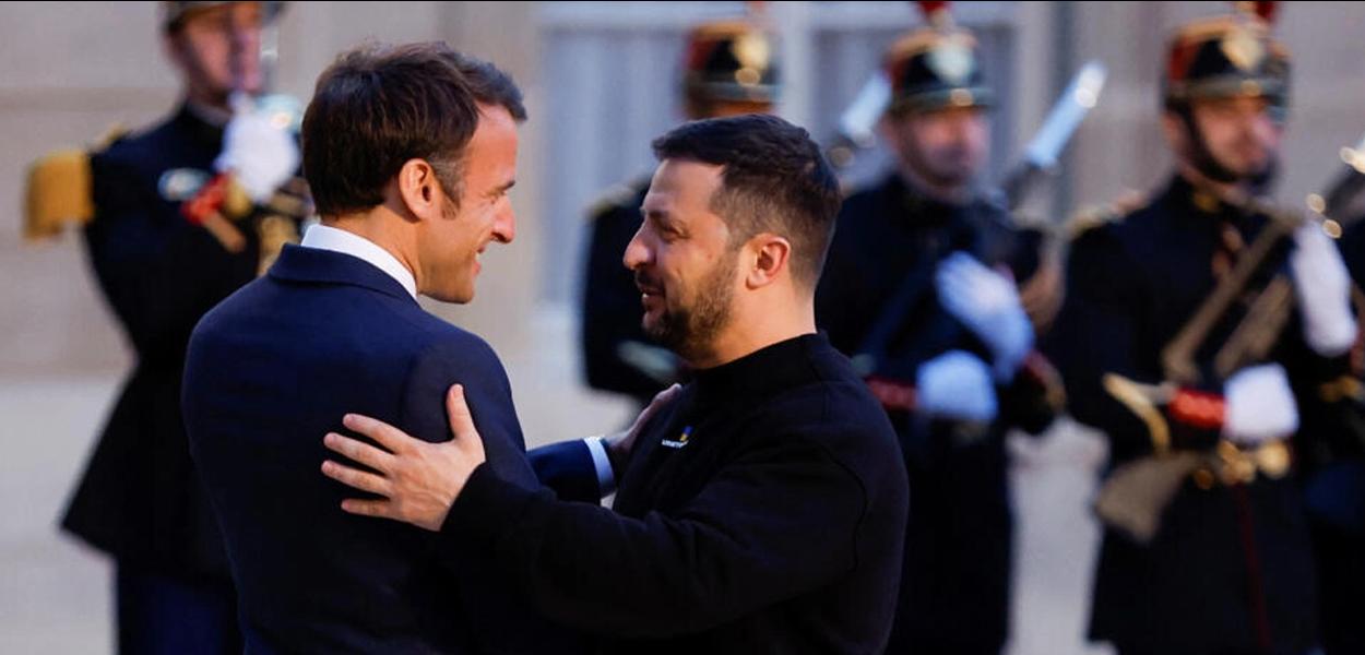 Macron e Zelensky