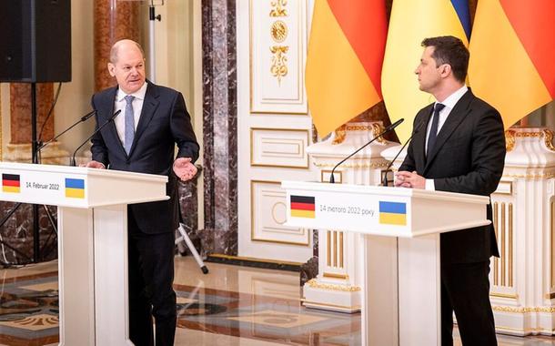 Olaf Scholz e Zelensky