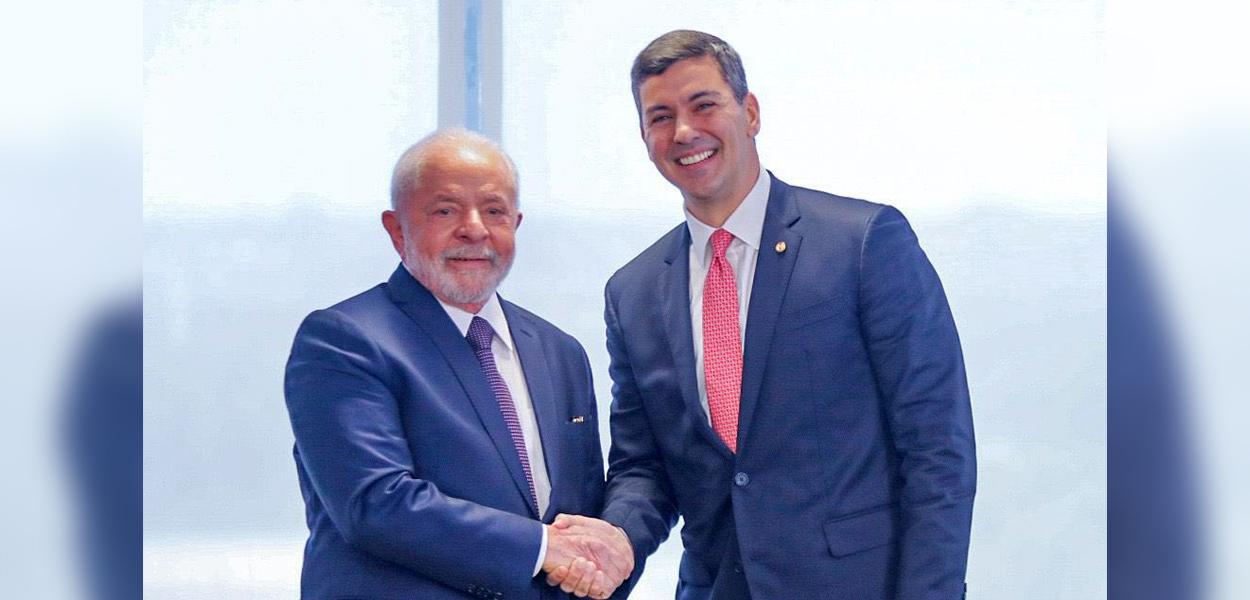 Os presidentes do Brasil, Luiz Inácio Lula da Silva, e do Paraguai, Santiago Peña, durante encontro em Brasília, 16/5/23
