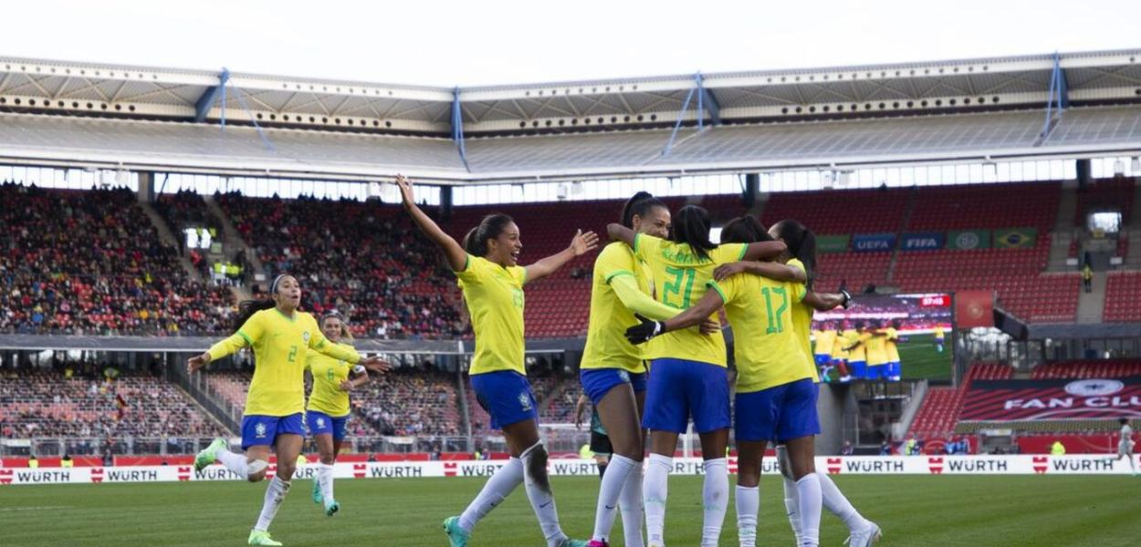 Seleção Feminina de Futebol