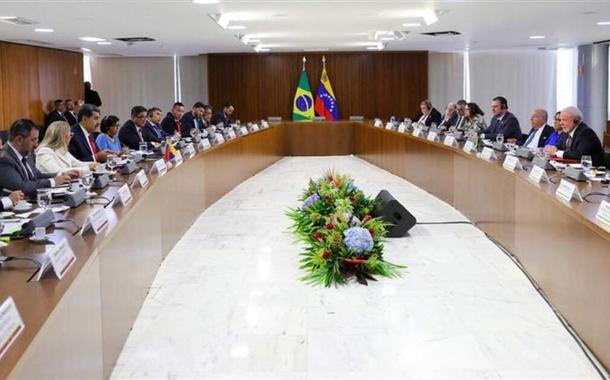 Nicolás Maduro se reúne com Lula e ministros brasileiros