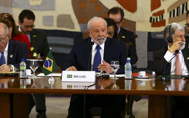 O presidente Luiz Inácio Lula da Silva se reúne com presidentes de países da América do Sul, no Palácio do Itamaraty.