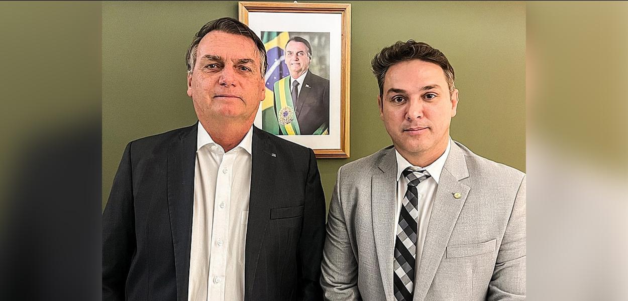 Jair Bolsonaro e deputado Tenente Coronel Zucco (Foto: Reprodução/Facebook) Jair Bolsonaro e deputado Tenente Coronel Zucco