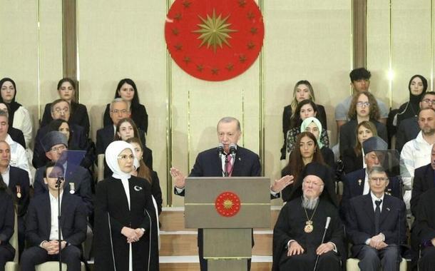 Erdogan toma posse para mais um mandato presidencial na Turquia