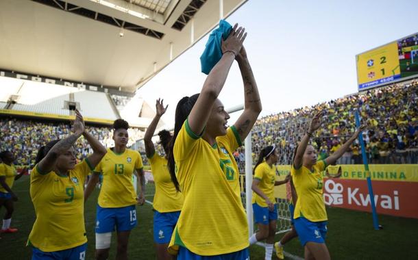 Bia Zaneratto e a Seleção Brasileira Feminina