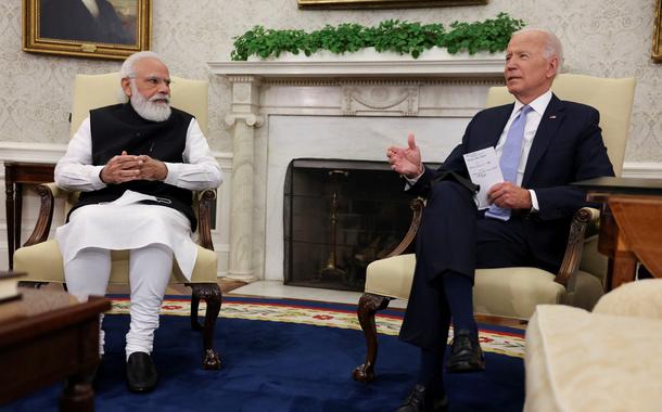 FILE PHOTO: U.S. President Joe Biden meets with India's Prime Minister Narendra Modi in the Oval Office at the White House in Washington, U.S., September 24, 2021. REUTERS/Evelyn Hockstein/File Photo