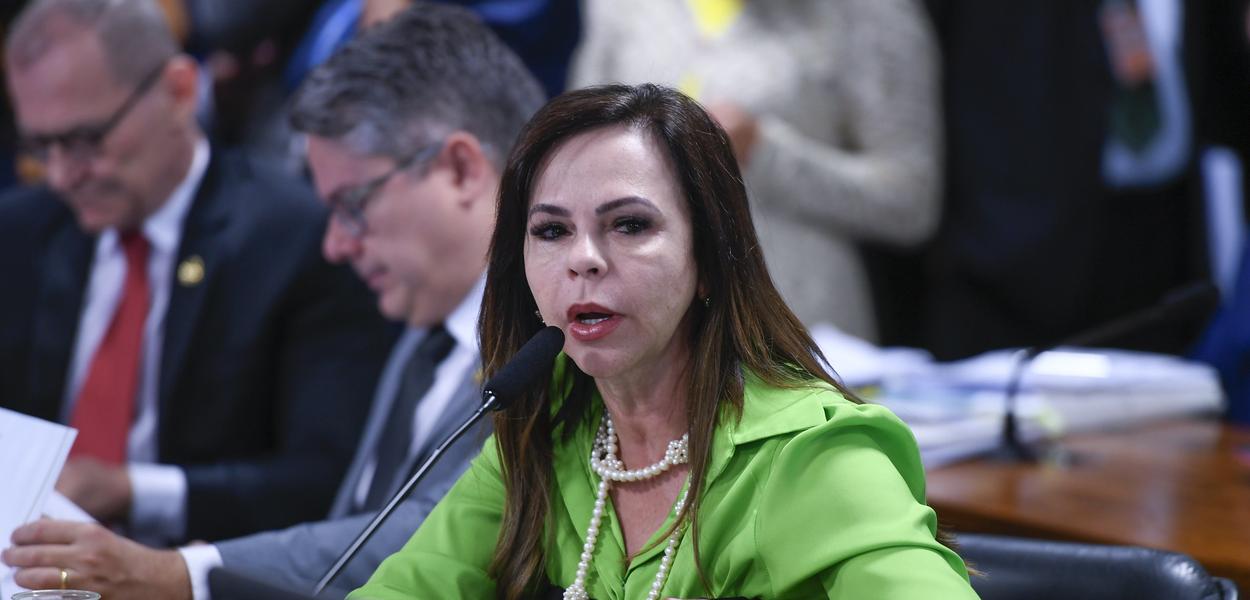 Senadora Professora Dorinha