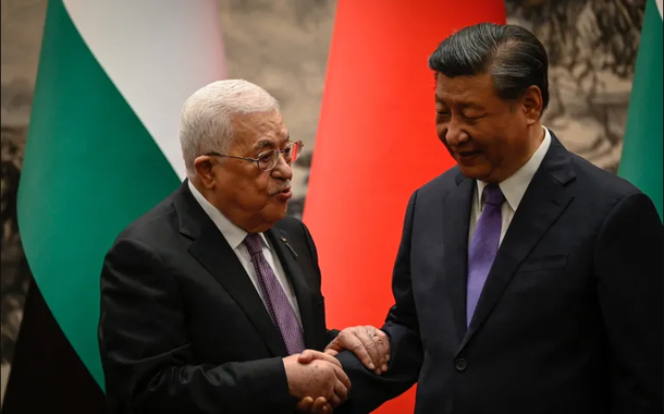 Mahmoud Abbas e Xi Jinping em Pequim