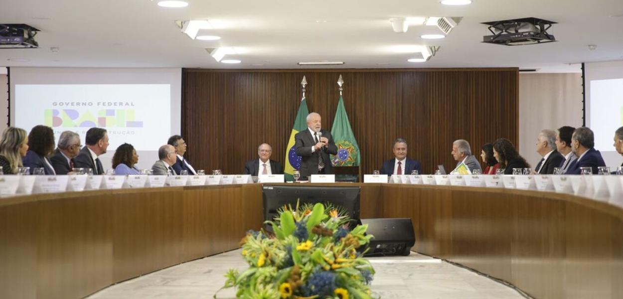 Lula fala em reunião ministerial em 15 de junho de 2023