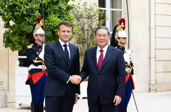 Emmanuel Macron e Li Qiang