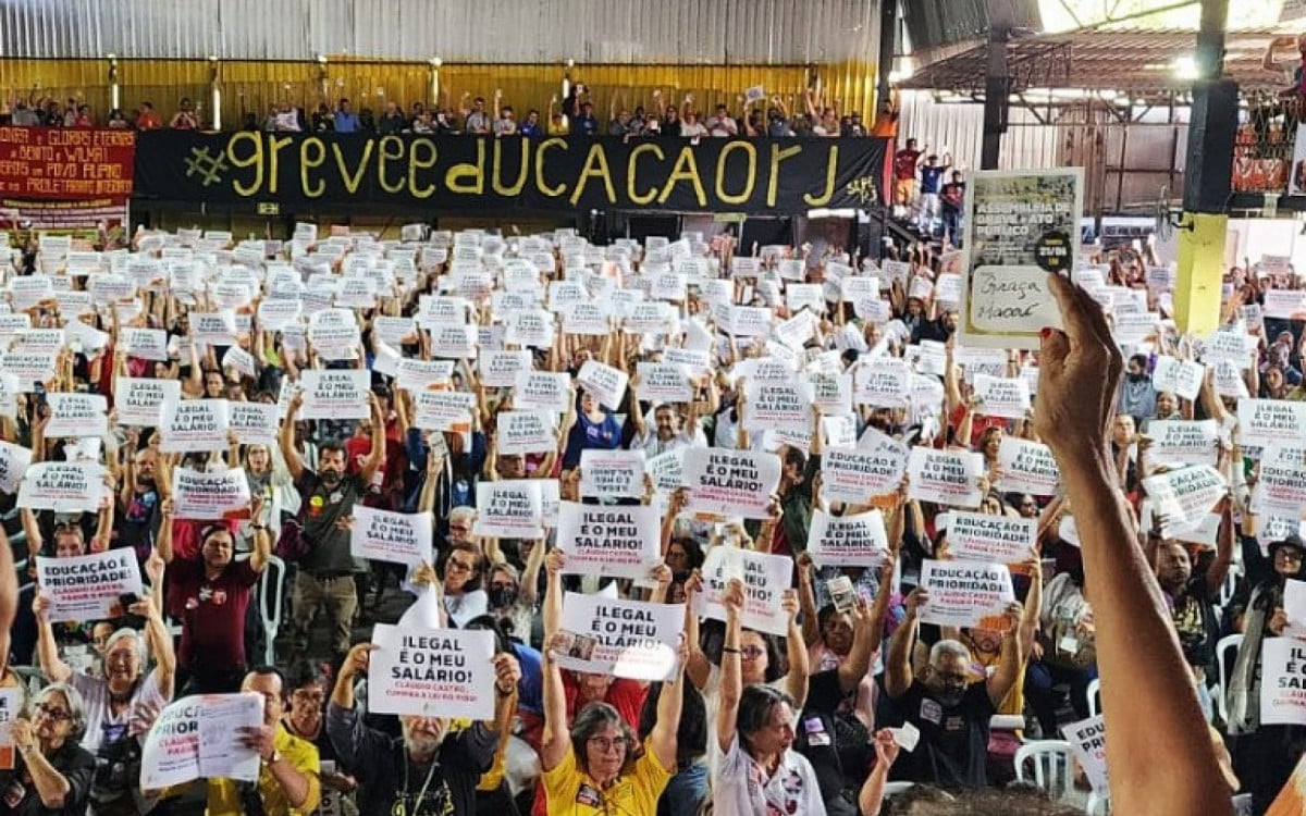 Categoria manteve greve dos professores em assembleia no dia 21 de junho