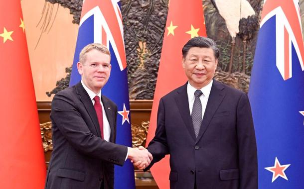 Presidente da China, Xi Jinping, e primeiro-ministro da Nova Zelândia, Chris Hipkins