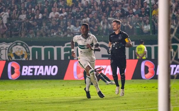 Jogo entre Goiás e Coritiba