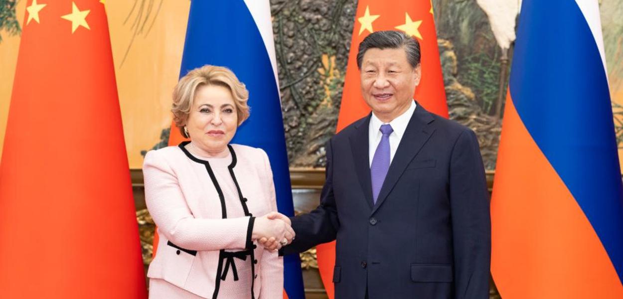 Xi Jiinping e Valentina Matviyenko